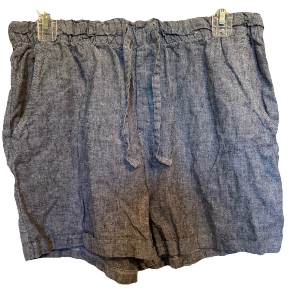 Uniqlo Women's Gray Cotton-Linen Shorts